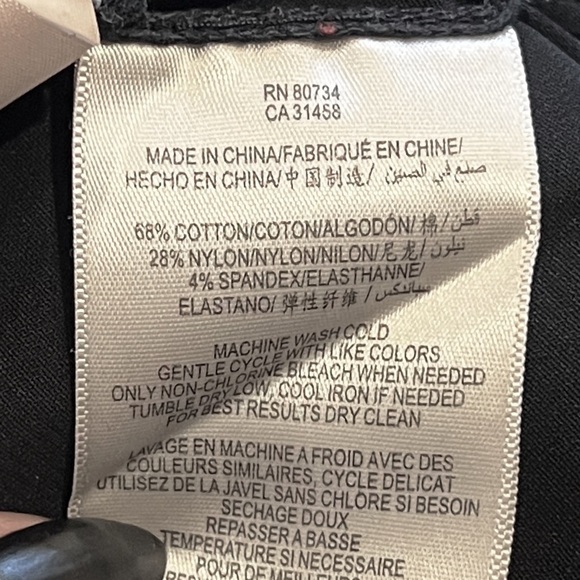 BCBG Maxazria Scoop Neck Cap Sleeve Ruffle Accent Pleated Mini Dress Black Sz 2 - Picture 9 of 11